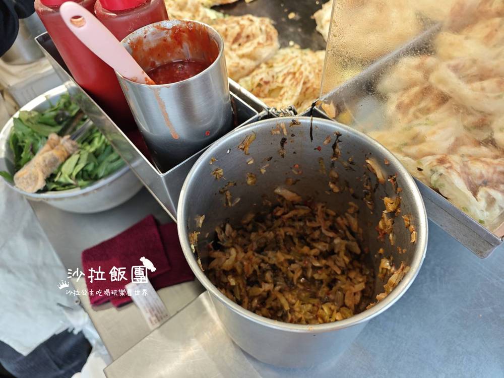 現壓現煎香氣四溢，學生與遊客都愛的排隊小吃