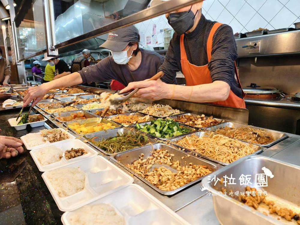 天母高CP值便當，排隊也要吃