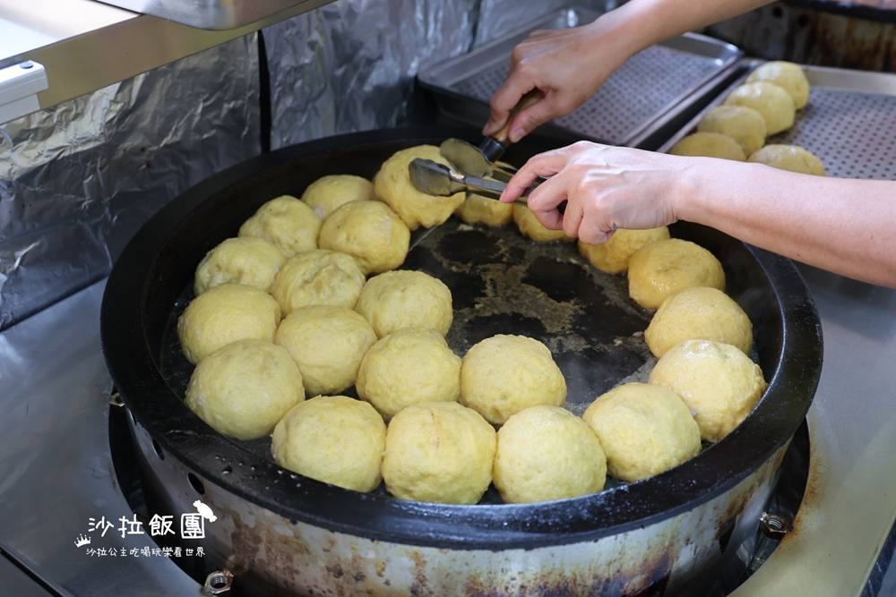 彩色生煎包太狂！在地人激推排隊名店