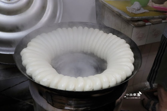 基隆美食『李家鍋貼饅頭』山東純手工鍋貼饅頭、韭菜盒、手工水餃、包子 12 基隆美食『李家鍋貼饅頭』山東純手工鍋貼饅頭、韭菜盒、手工水餃、包子