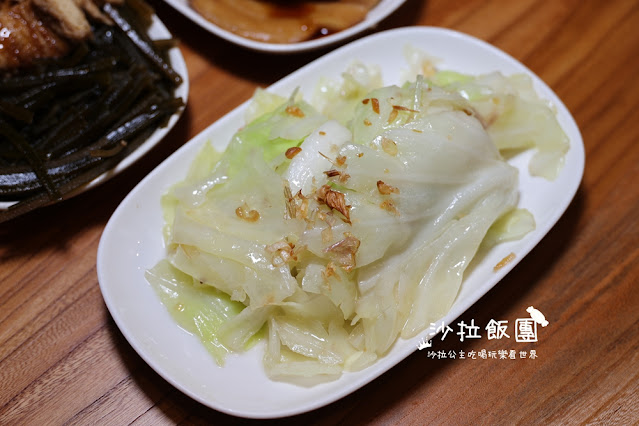 善導寺美食『雙月食品社青島店』米其林必比登推薦、養生雞湯、油飯必點 28 善導寺美食『雙月食品社青島店』米其林必比登推薦、養生雞湯、油飯必點