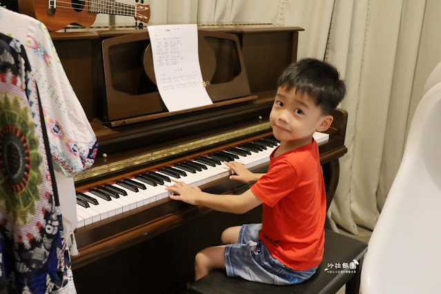 宜蘭恐龍民宿『哥德白色城堡』房間就有大恐龍迎接、露營車 46 宜蘭恐龍民宿『哥德白色城堡』房間就有大恐龍迎接、露營車