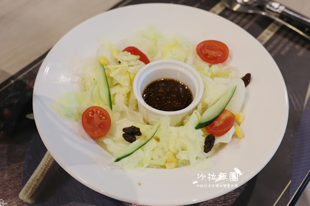 信義美食『瀧厚炙燒熟成牛排台北信義ATT店』羅宋牛肉湯、飲料喝到飽 11 信義美食『瀧厚炙燒熟成牛排台北信義ATT店』羅宋牛肉湯、飲料喝到飽