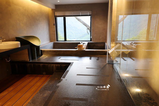 烏來泡湯『烏來旅晨溫泉民宿』湯屋‧客房可俯視烏來老街 9 烏來泡湯『烏來旅晨溫泉民宿』湯屋‧客房可俯視烏來老街