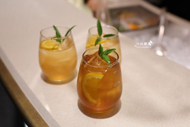 台北最難訂吃到飽島語自助餐廳,晚餐爽吃四小時,假日還送半隻龍蝦 8 台北最難訂吃到飽島語自助餐廳,晚餐爽吃四小時,假日還送半隻龍蝦