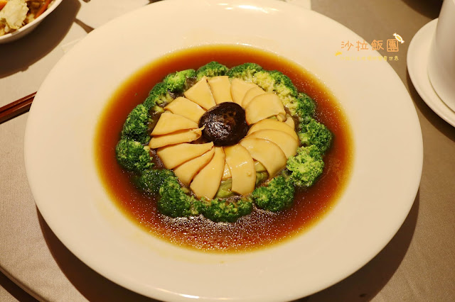 桃園龍潭美食『朝桂台菜港點餐廳-名人堂花園大飯店』片皮烤鴨三吃 31 桃園龍潭美食『朝桂台菜港點餐廳-名人堂花園大飯店』片皮烤鴨三吃