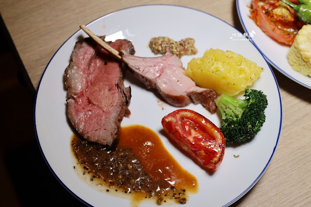 新北吃到飽『八里福朋喜來登酒店The Mesh Kitchen自助餐廳』干貝、鮑魚、和牛牛肉湯讓你吃飽飽 27 新北吃到飽『八里福朋喜來登酒店The Mesh Kitchen自助餐廳』干貝、鮑魚、和牛牛肉湯讓你吃飽飽