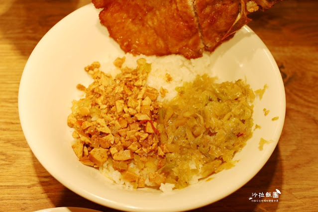 淡水美食黑店排骨飯『黑殿飯店』1971年創立淡水老店 22 淡水美食黑店排骨飯『黑殿飯店』1971年創立淡水老店