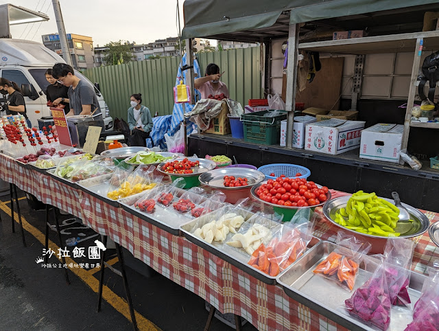 嘉義小吃『彌陀夜市』當地人逛的夜市,每周只開兩天 18 嘉義小吃『彌陀夜市』當地人逛的夜市,每周只開兩天