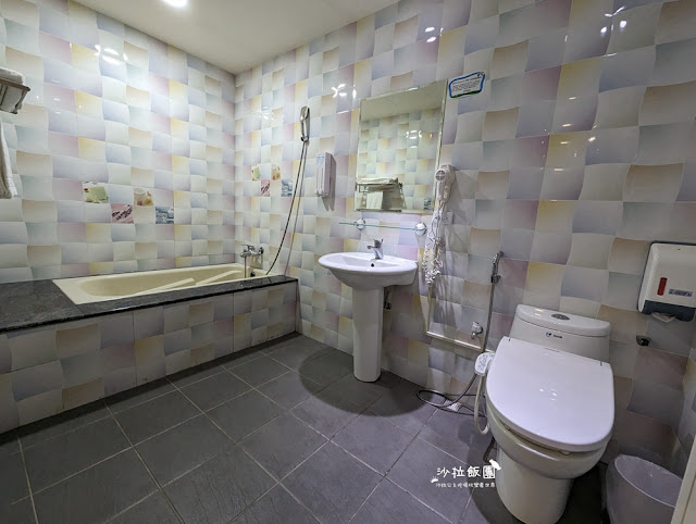 台中大甲住宿『茂華商旅』近大甲車站、鎮瀾宮,樓下就是蔣公路夜市 23 台中大甲住宿『茂華商旅』近大甲車站、鎮瀾宮,樓下就是蔣公路夜市