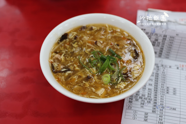 高雄苓雅美食『厚得福湯包麵食專賣店』紅茶、豆漿免費喝,平日也要排隊 55 高雄苓雅美食『厚得福湯包麵食專賣店』紅茶、豆漿免費喝,平日也要排隊