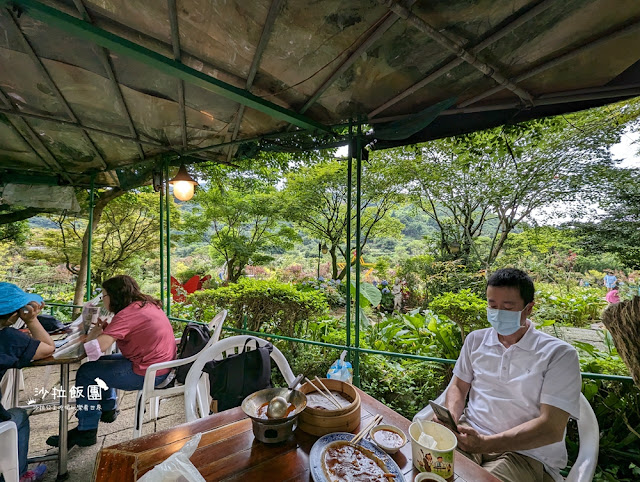 竹子湖土雞『苗榜海芋花園餐廳』繡球花、海芋、土雞