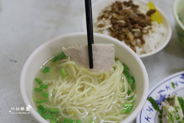 羅東美食『雞肉亮黑白切』必點文蔥雞、食尚玩家推薦 19 羅東美食『雞肉亮黑白切』必點文蔥雞、食尚玩家推薦