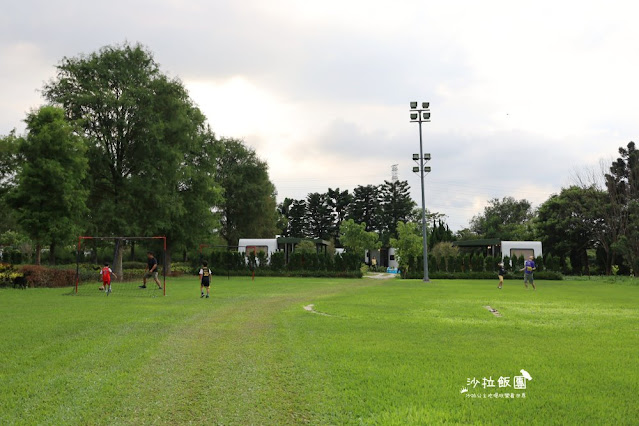 小人國最新露營『ARCADIA覓秘午憩』一只皮箱就可以入住,露營就是要吃烤肉啊! 26 小人國最新露營『ARCADIA覓秘午憩』一只皮箱就可以入住,露營就是要吃烤肉啊!