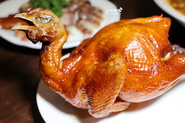 年菜推薦『田言小館』外帶年菜金牌脆皮雞、上湯鮑魚佛跳牆、霸氣海鮮羹 22 年菜推薦『田言小館』外帶年菜金牌脆皮雞、上湯鮑魚佛跳牆、霸氣海鮮羹