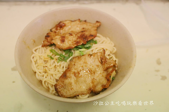 士林陽明山美食『大陸麵店』牛肉湯.雞湯無限供應/文大人的回憶 13 士林陽明山美食『大陸麵店』牛肉湯.雞湯無限供應/文大人的回憶