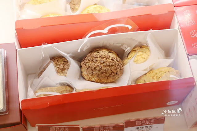 萬里亞尼克創始店,熱銷生乳捲,地瓜千層酥 18 萬里亞尼克創始店,熱銷生乳捲,地瓜千層酥