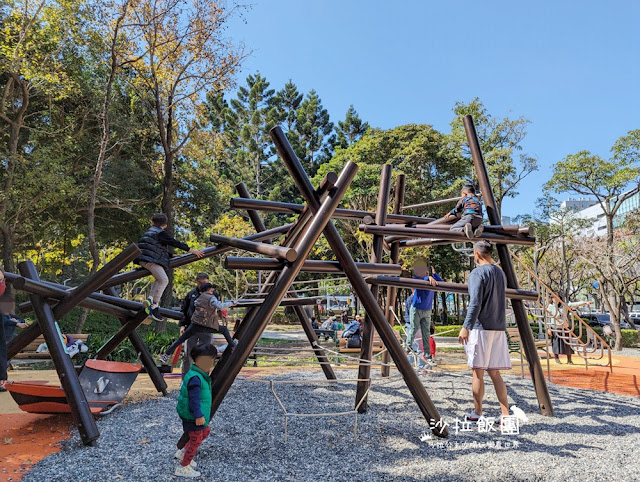 士林天母親子景點『忠誠公園』當地人運動、休憩公園 3 士林天母親子景點『忠誠公園』當地人運動、休憩公園