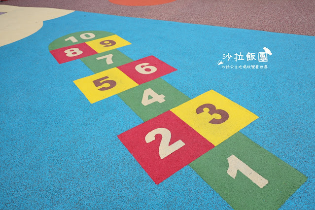 三重蘋果公園『同安36公園』旋轉滑梯、毛毛蟲盪鞦韆 17 三重蘋果公園『同安36公園』旋轉滑梯、毛毛蟲盪鞦韆