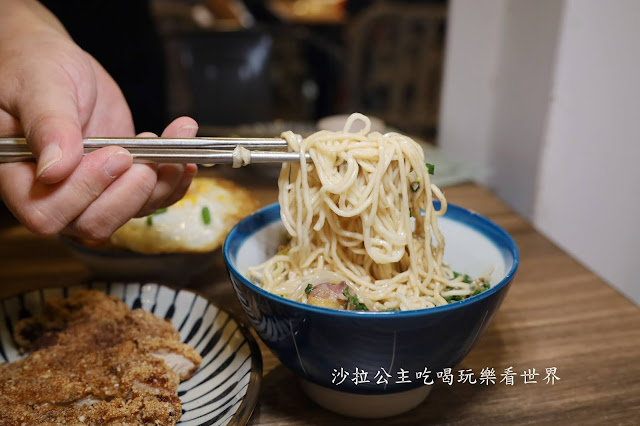 不用到台南就可吃到蝦仁飯『忠青商行』菜單/IG打卡熱門店/免費涼茶/捷運善導寺站美食 17 不用到台南就可吃到蝦仁飯『忠青商行』菜單/IG打卡熱門店/免費涼茶/捷運善導寺站美食