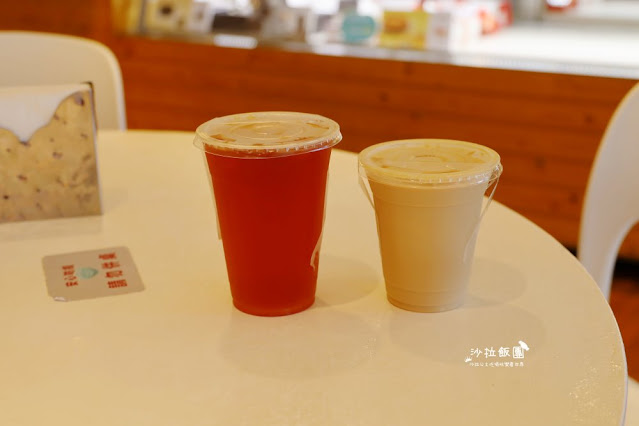 萬里亞尼克創始店,熱銷生乳捲,地瓜千層酥 27 萬里亞尼克創始店,熱銷生乳捲,地瓜千層酥