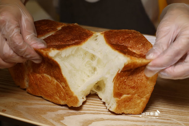 日本熊本生吐司一條只要百元『小鳥吃吐司(台北南昌店)』插旗台北中正區 9 日本熊本生吐司一條只要百元『小鳥吃吐司(台北南昌店)』插旗台北中正區