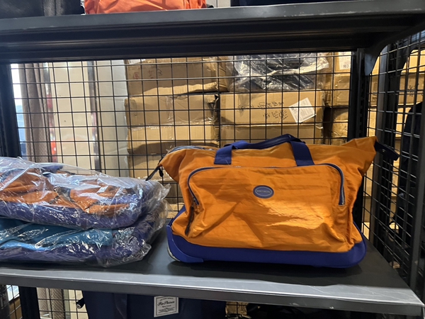 【嘉義新港】行李箱特賣會,工廠直營廠拍最低990元起,胖胖箱、前開式行李箱、後背包 40 【嘉義新港】行李箱特賣會,工廠直營廠拍最低990元起,胖胖箱、前開式行李箱、後背包