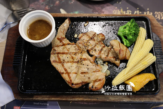 信義美食『瀧厚炙燒熟成牛排台北信義ATT店』羅宋牛肉湯、飲料喝到飽 17 信義美食『瀧厚炙燒熟成牛排台北信義ATT店』羅宋牛肉湯、飲料喝到飽