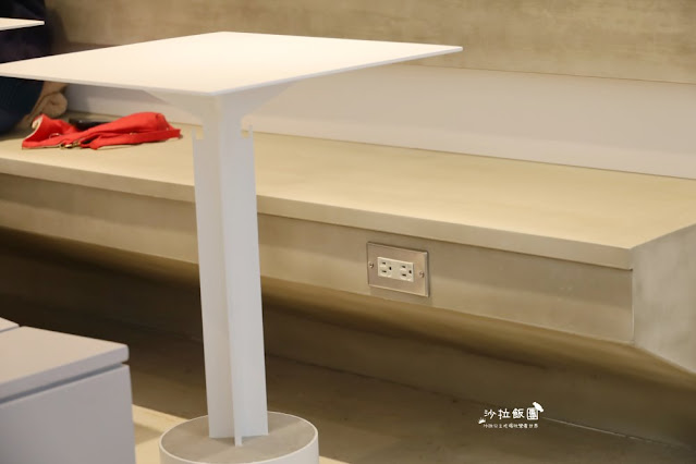 士林有插座咖啡『CAFEIN硬咖啡』捷運士林站旁