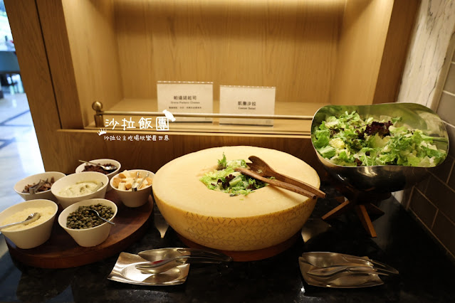 台北最美buffet推出平日四人同行一人免費,海味狂饗夏日海鮮季開跑了 39 台北最美buffet推出平日四人同行一人免費,海味狂饗夏日海鮮季開跑了