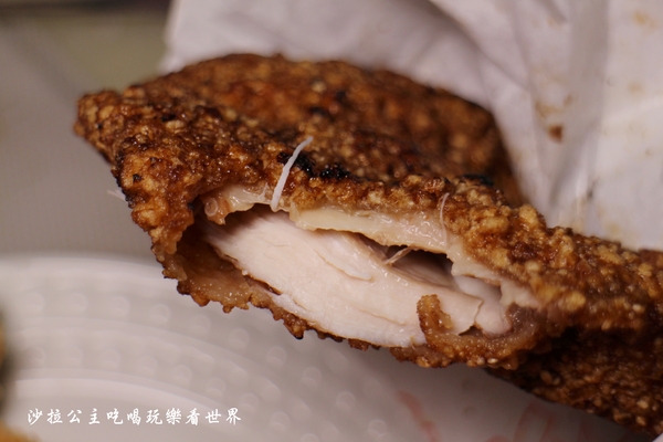 天母人氣美食『維縈家鄉碳烤雞排』士林夜市排隊小吃/天母市集對面 21 天母人氣美食『維縈家鄉碳烤雞排』士林夜市排隊小吃/天母市集對面