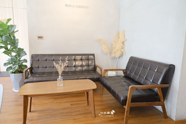 『漫漫回嘉』嘉義平價住宿CP值超高,近嘉義車站,文化夜市 113 『漫漫回嘉』嘉義平價住宿CP值超高,近嘉義車站,文化夜市