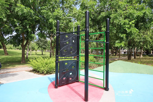 士林景點宇宙探險共融公園『美崙公園』不二良小鼠巨型公仔.溜滑梯.溜冰場 40 士林景點宇宙探險共融公園『美崙公園』不二良小鼠巨型公仔.溜滑梯.溜冰場