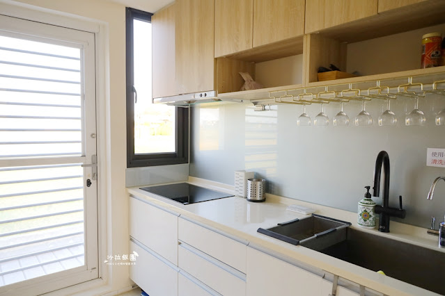 宜蘭恐龍民宿『哥德白色城堡』房間就有大恐龍迎接、露營車 17 宜蘭恐龍民宿『哥德白色城堡』房間就有大恐龍迎接、露營車