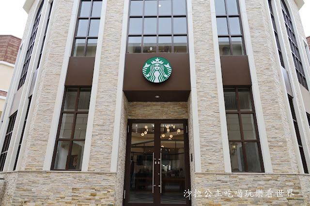 台中景點『麗寶Outlet Mall』打造"小義大利"/全台首間"歐式鐘樓"星巴克鐘樓門市/木育森林 24 台中景點『麗寶Outlet Mall』打造"小義大利"/全台首間"歐式鐘樓"星巴克鐘樓門市/木育森林