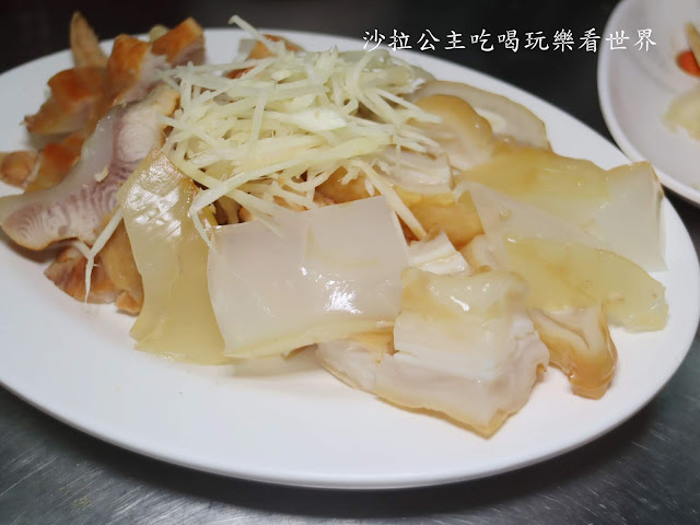 基隆美食/仁愛市場人氣日本料理.小吃『黑面鯊魚煙阿玉』『林家祖傳沙茶魷魚羹』 13 基隆美食/仁愛市場人氣日本料理.小吃『黑面鯊魚煙阿玉』『林家祖傳沙茶魷魚羹』