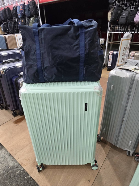 台南善化行李箱特賣會,工廠直營廠拍,最低價990元起,胖胖箱、前開式行李箱,後背包 23 台南善化行李箱特賣會,工廠直營廠拍,最低價990元起,胖胖箱、前開式行李箱,後背包