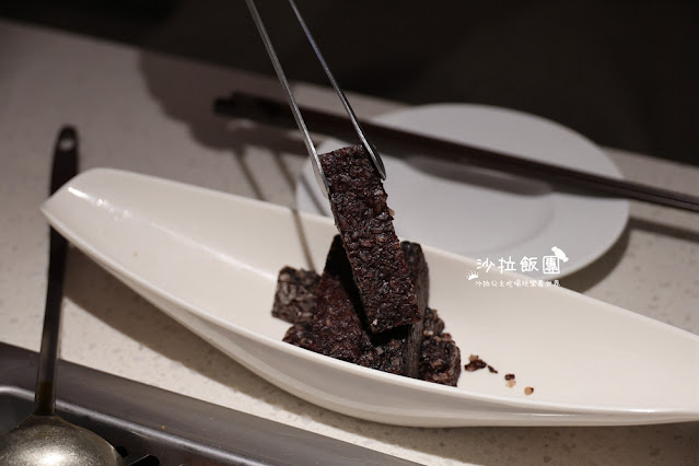 台北人氣火鍋『海底撈微風南山店』法式風格店型、獨立包廂、兒童遊戲室 49 台北人氣火鍋『海底撈微風南山店』法式風格店型、獨立包廂、兒童遊戲室