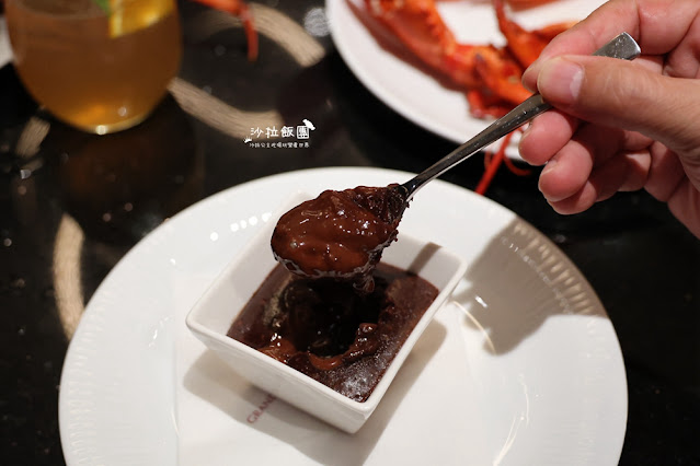 台北最難訂吃到飽島語自助餐廳,晚餐爽吃四小時,假日還送半隻龍蝦 92 台北最難訂吃到飽島語自助餐廳,晚餐爽吃四小時,假日還送半隻龍蝦