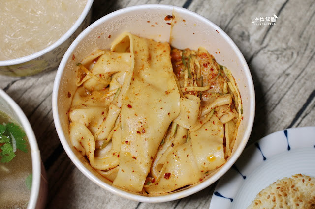 內湖美食『劉老太老潼關肉夾饃』陝西小吃ㄅㄧㄤˋㄅㄧㄤˋ麵/水盆羊肉/月牙餅 7 內湖美食『劉老太老潼關肉夾饃』陝西小吃ㄅㄧㄤˋㄅㄧㄤˋ麵/水盆羊肉/月牙餅