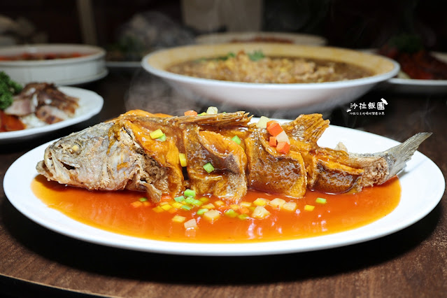 年菜推薦『田言小館』外帶年菜金牌脆皮雞、上湯鮑魚佛跳牆、霸氣海鮮羹 41 年菜推薦『田言小館』外帶年菜金牌脆皮雞、上湯鮑魚佛跳牆、霸氣海鮮羹