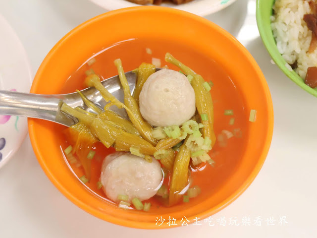 三重美食/小吃『五燈獎豬腳魯肉飯』三重四大滷肉飯/韓國白鐘元來台推薦小吃/辣蘿蔔無限供應 22 三重美食/小吃『五燈獎豬腳魯肉飯』三重四大滷肉飯/韓國白鐘元來台推薦小吃/辣蘿蔔無限供應