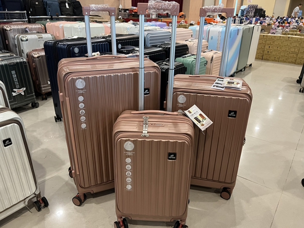 彰化福興行李箱特賣會,工廠直營廠拍特價出清 24 彰化福興行李箱特賣會,工廠直營廠拍特價出清