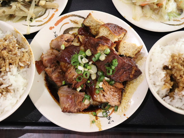 大同區美食『老牌張豬腳飯』延三夜市週邊美食/便當/排隊店/小吃 5 大同區美食『老牌張豬腳飯』延三夜市週邊美食/便當/排隊店/小吃