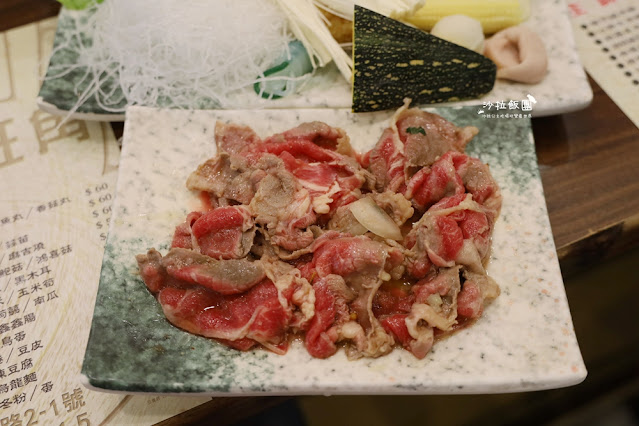 『旺角石頭火鍋店』三重人氣排隊火鍋,爆香過的肉煮火鍋特別香 17 『旺角石頭火鍋店』三重人氣排隊火鍋,爆香過的肉煮火鍋特別香