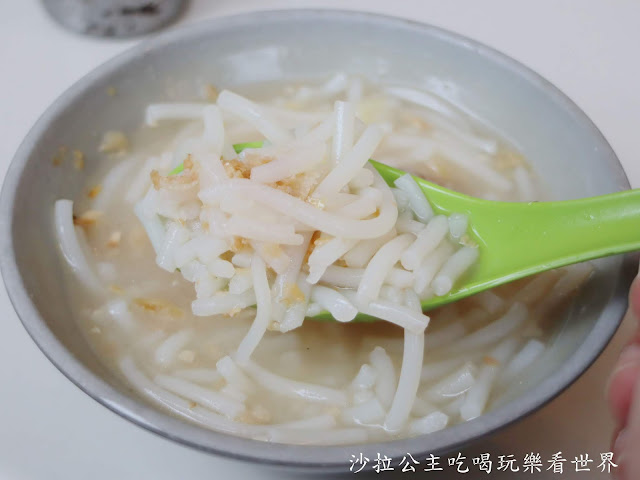 淡水美食/食尚玩家推薦『美姨古早味米粉湯』大腸煎/香腸/淡水老街/淡水小吃/捷運淡水站