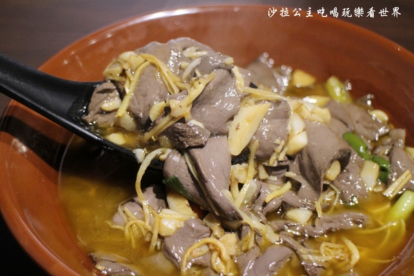 三重美食『鼎街鴨香飯(三重溪尾店)』三重溪尾街小吃/新開幕/捷運三和國中站 13 三重美食『鼎街鴨香飯(三重溪尾店)』三重溪尾街小吃/新開幕/捷運三和國中站