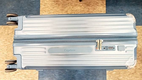 屏東東港行李箱、包包，工廠直營廠拍，特價990元起