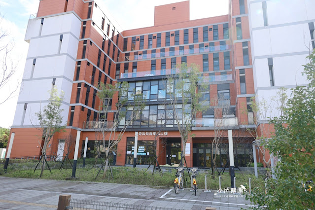 北投奇岩一號公園、落羽松、共融式兒童遊樂場、生態池 3 北投奇岩一號公園、落羽松、共融式兒童遊樂場、生態池