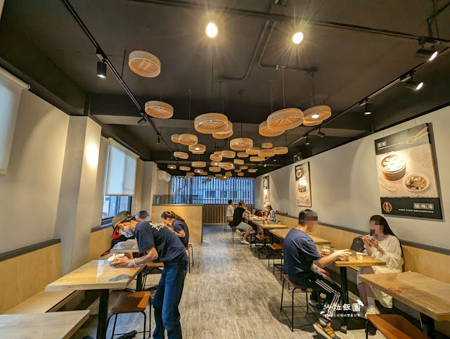 台中模範街生意超好蒸餃館『黃家園蒸餃館』用餐還附可樂飲料喝到飽 10 台中模範街生意超好蒸餃館『黃家園蒸餃館』用餐還附可樂飲料喝到飽